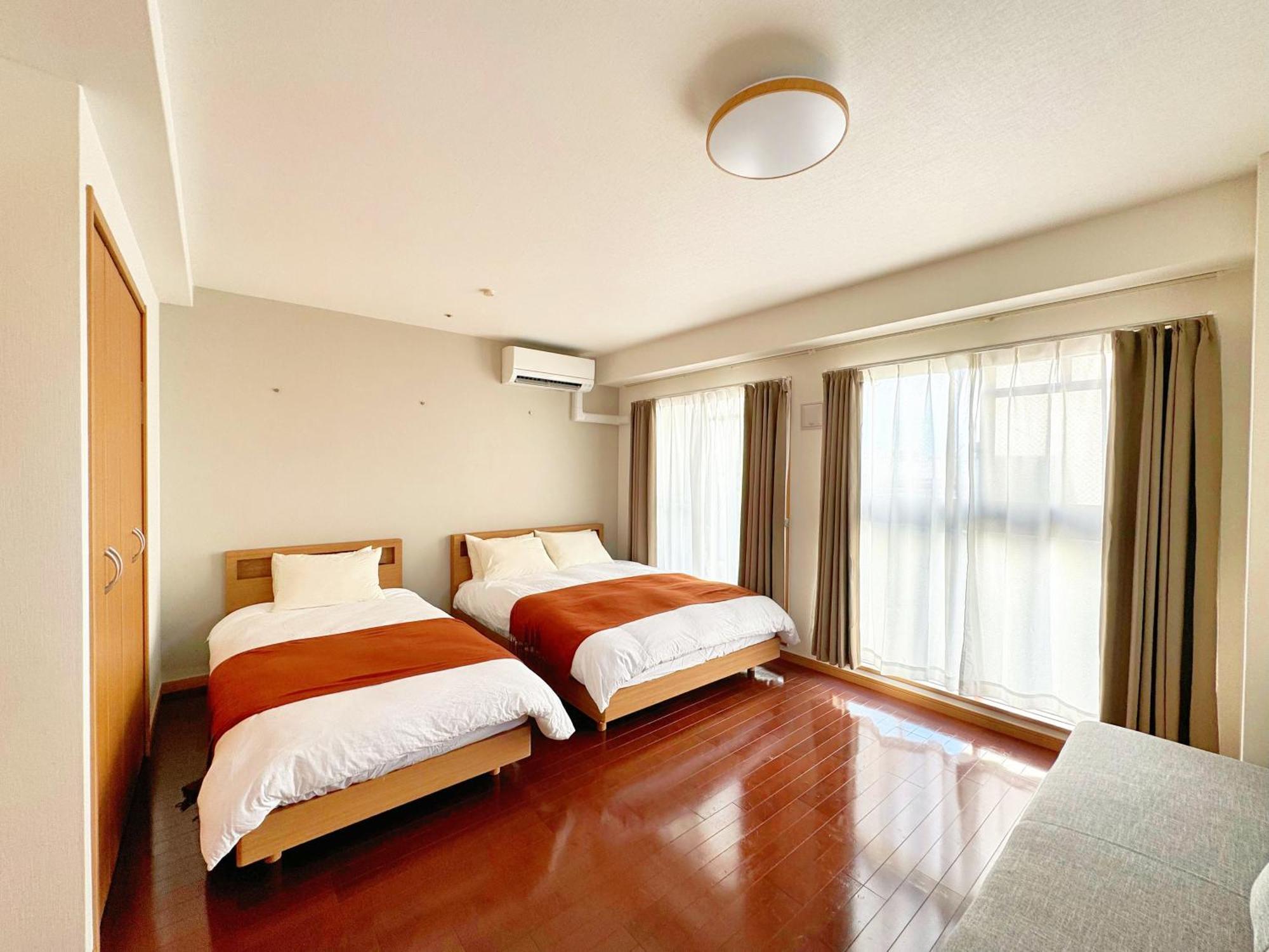Apartamento クリスタルコート難波 Osaka Exterior foto