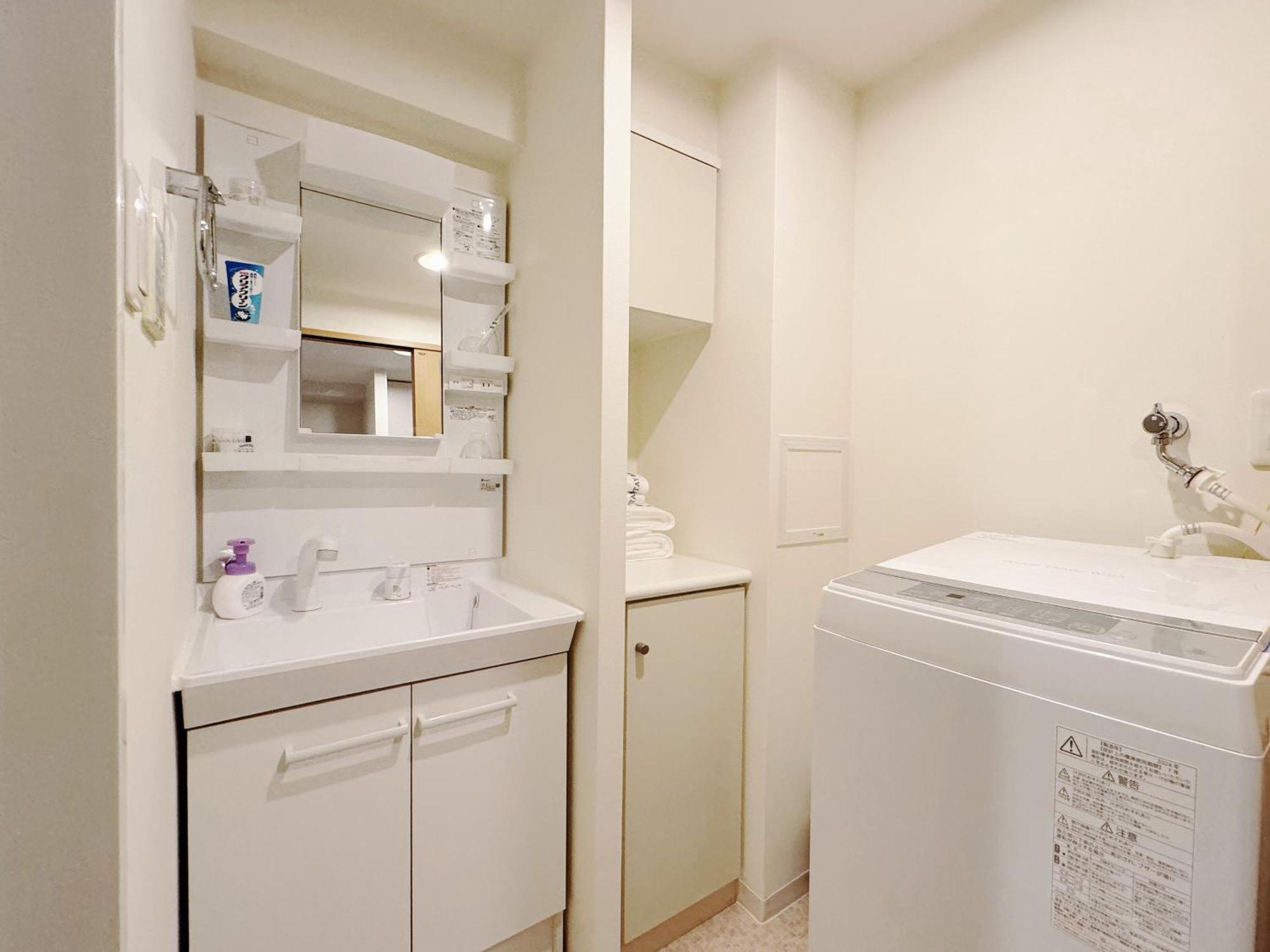 Apartamento クリスタルコート難波 Osaka Exterior foto