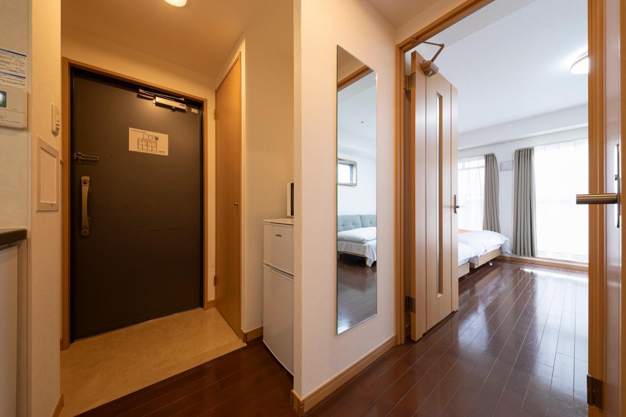 Apartamento クリスタルコート難波 Osaka Exterior foto
