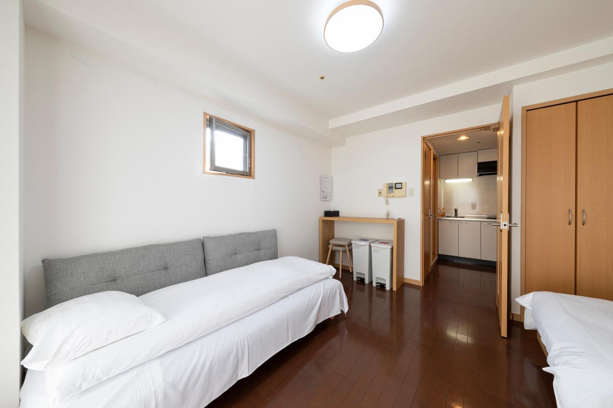 Apartamento クリスタルコート難波 Osaka Exterior foto